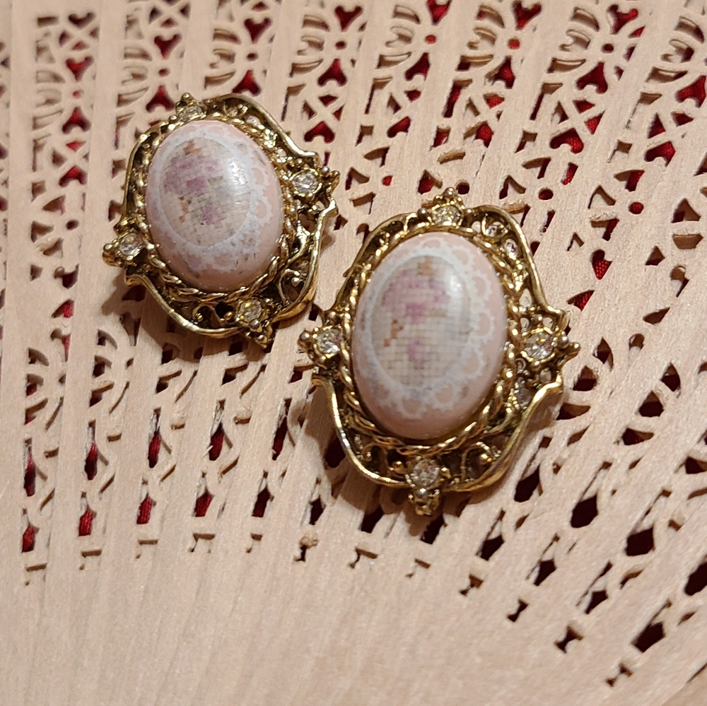 Clip on Earring very faded picture on these earrings